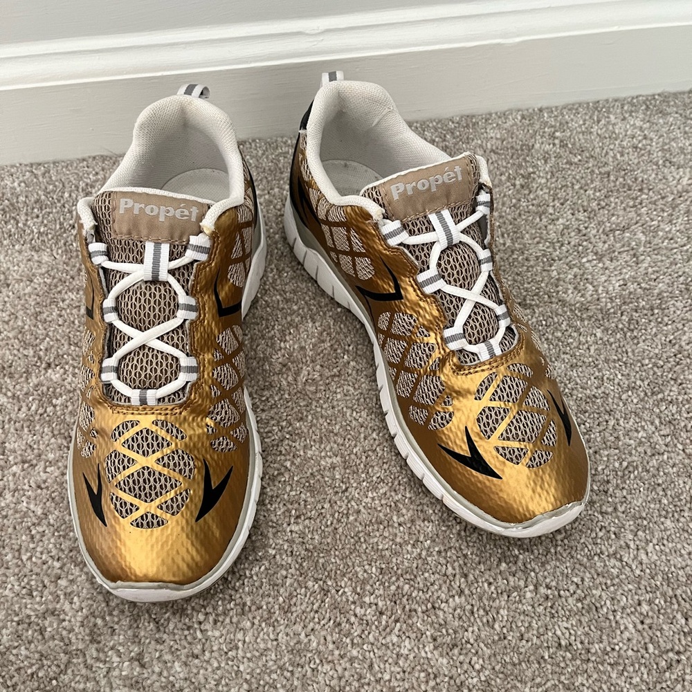 Propet Travel Sneakers -$10